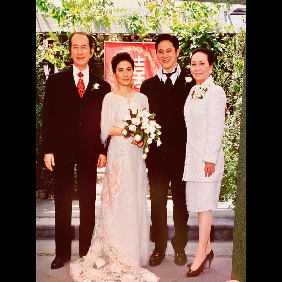 2003年,陳子聰與何超儀在澳洲註冊結婚