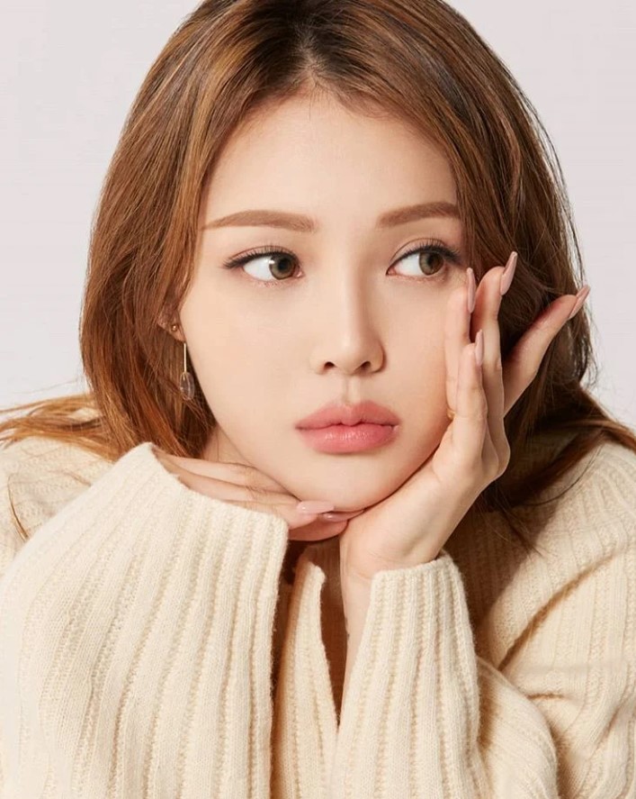 避開用指腹上妝