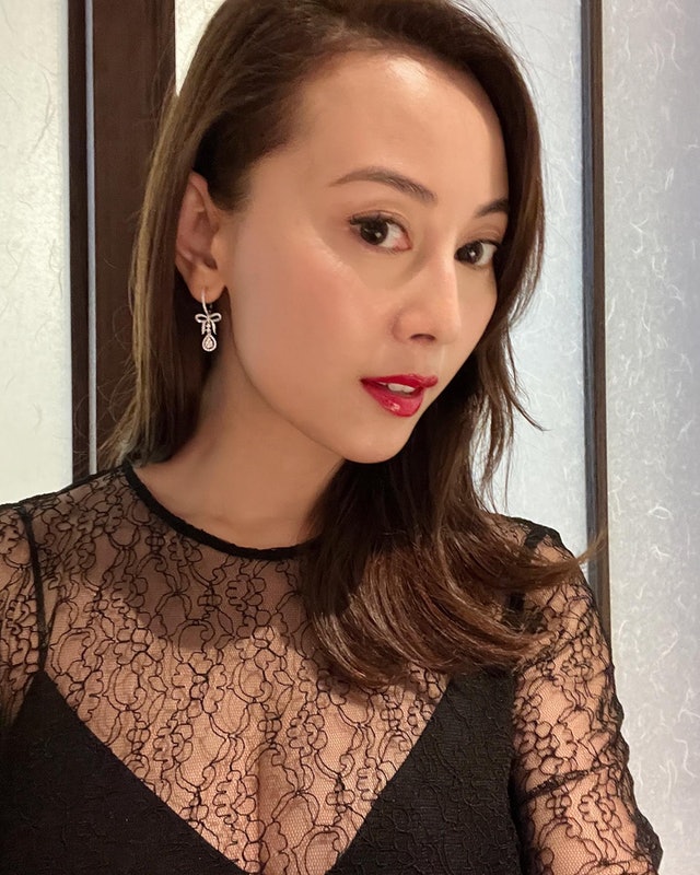 鍾培生與袁嘉敏撻着後，男方事無大小都會找袁嘉敏傾訴，而她更成為鍾培生的幕後軍師。