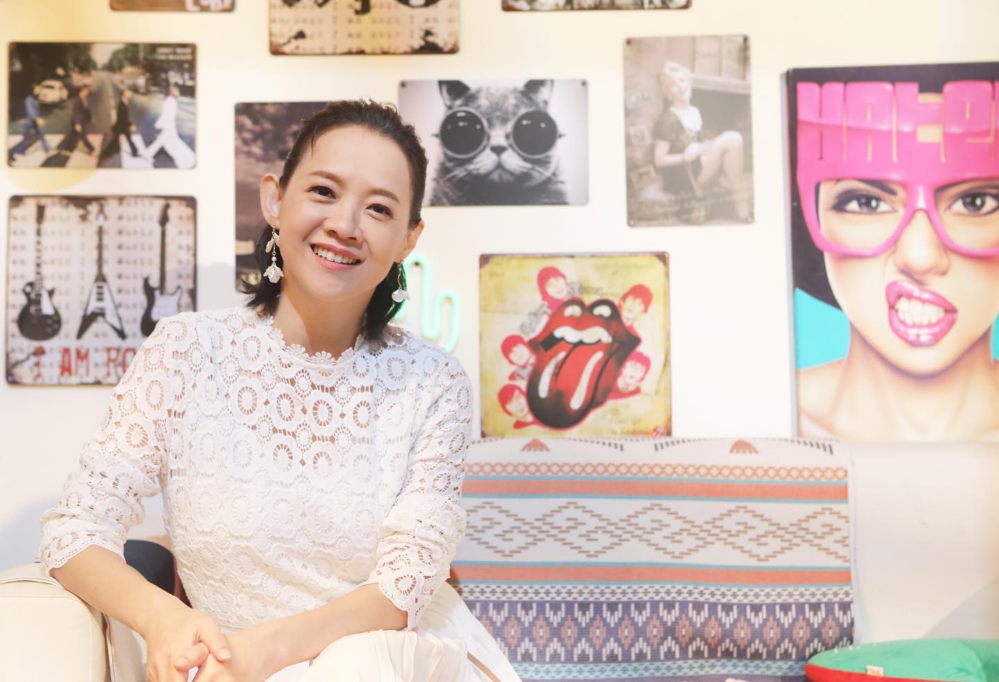 即將踏入50歲的曾寶儀被問到是否被爸爸催婚