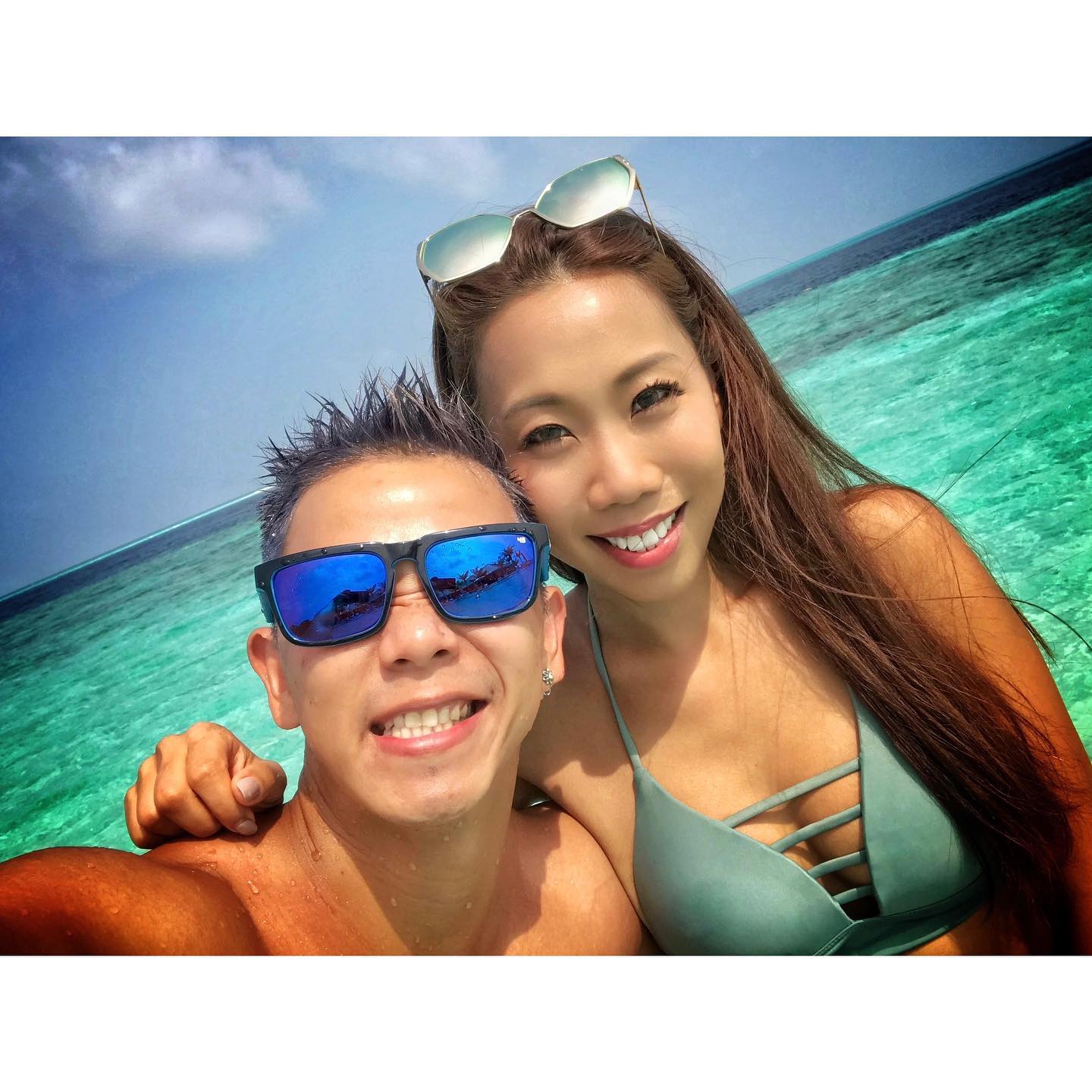 林子善在2017年同拍拖5年的圈外女朋友Kary在馬爾代夫簽紙結婚兼拍攝婚紗照。