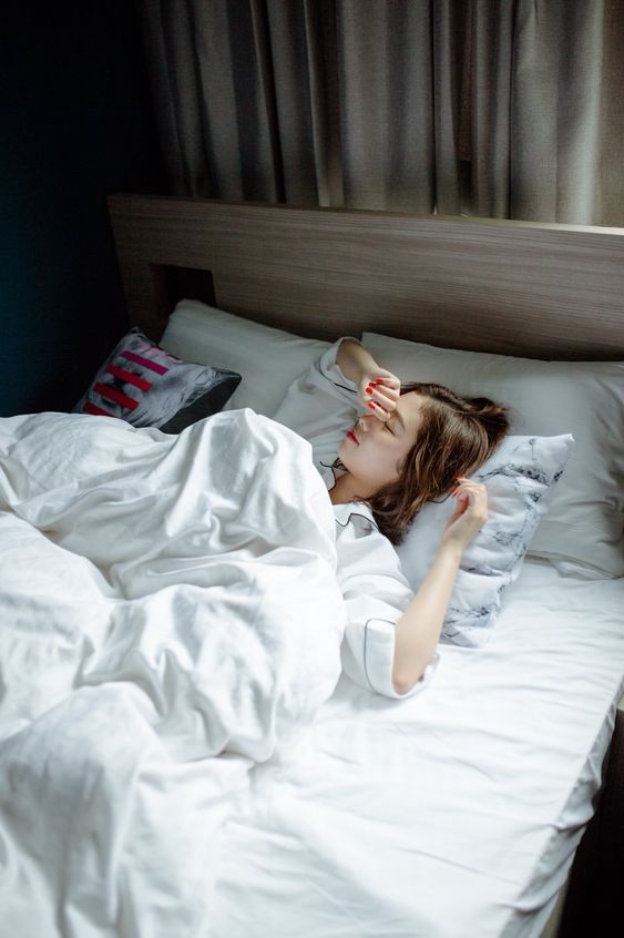 試一試以下5個改善睡眠小貼士,解決季節性失眠的煩惱