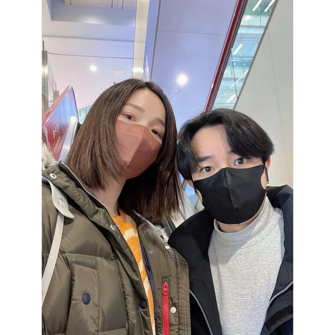 王祖藍與李亞男常分享恩愛合照