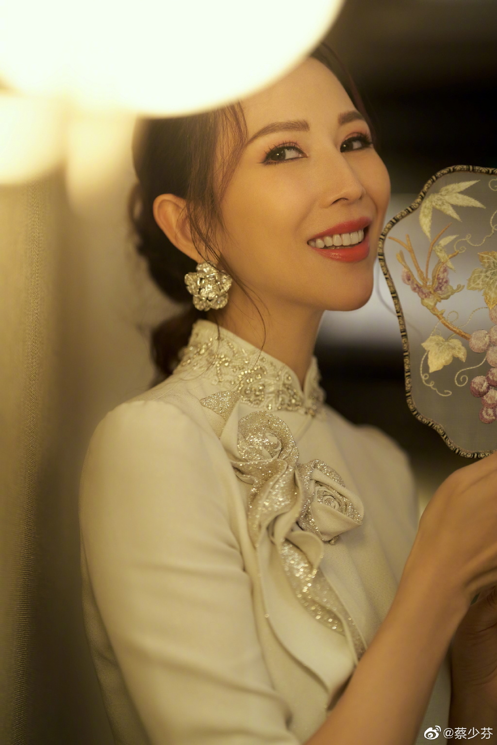 蔡少芬直言自己並非一個「愛情至上」的人。