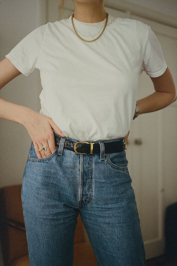 開機洗衫之前加入白醋,洗出來的白衣服不變黃