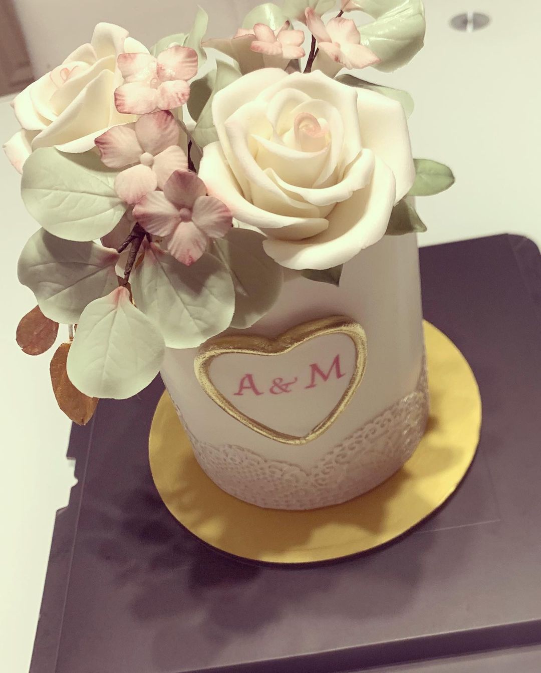 郭富城、方媛慶祝結婚5周年蛋糕