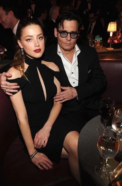 尊尼特普(Johnny Depp)與前妻安芭赫德(Amber Heard)的官司日前開審
