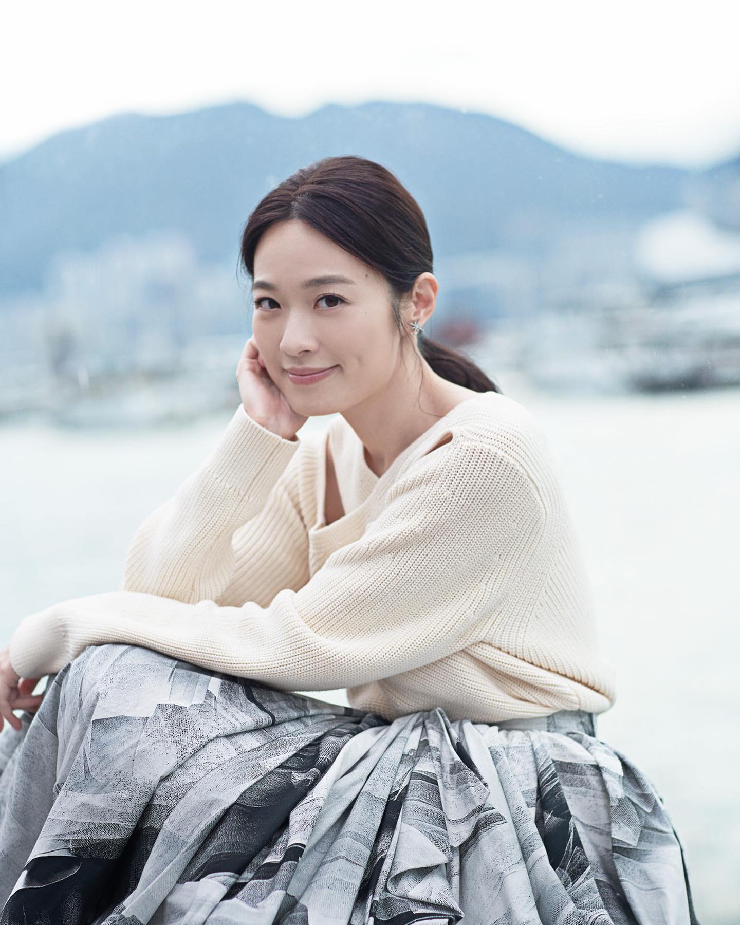 蔡潔在港版《華燈初上》中將會與楊明有感情綫。
