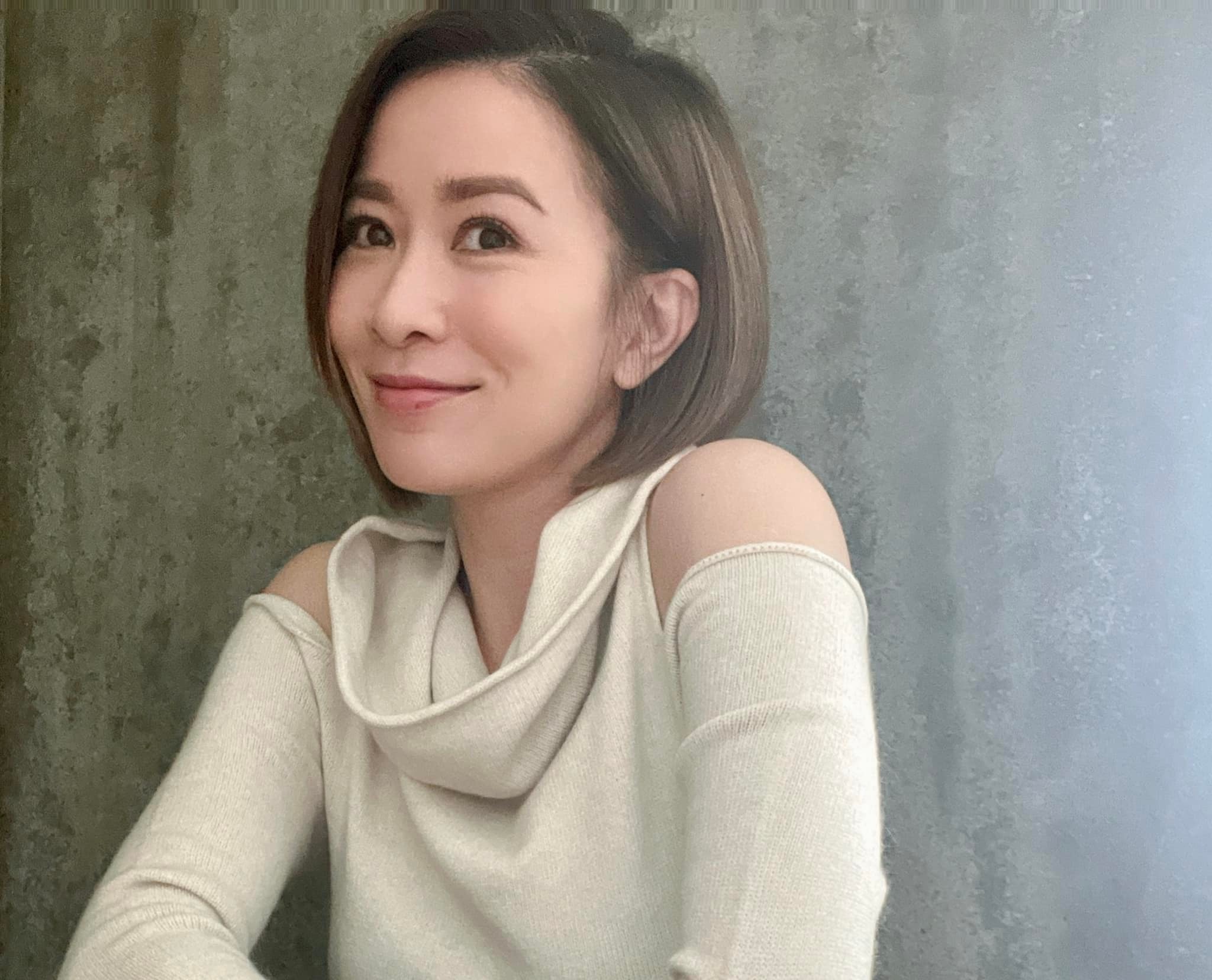 佘詩曼年賺過億,早前公開她的香港豪宅。