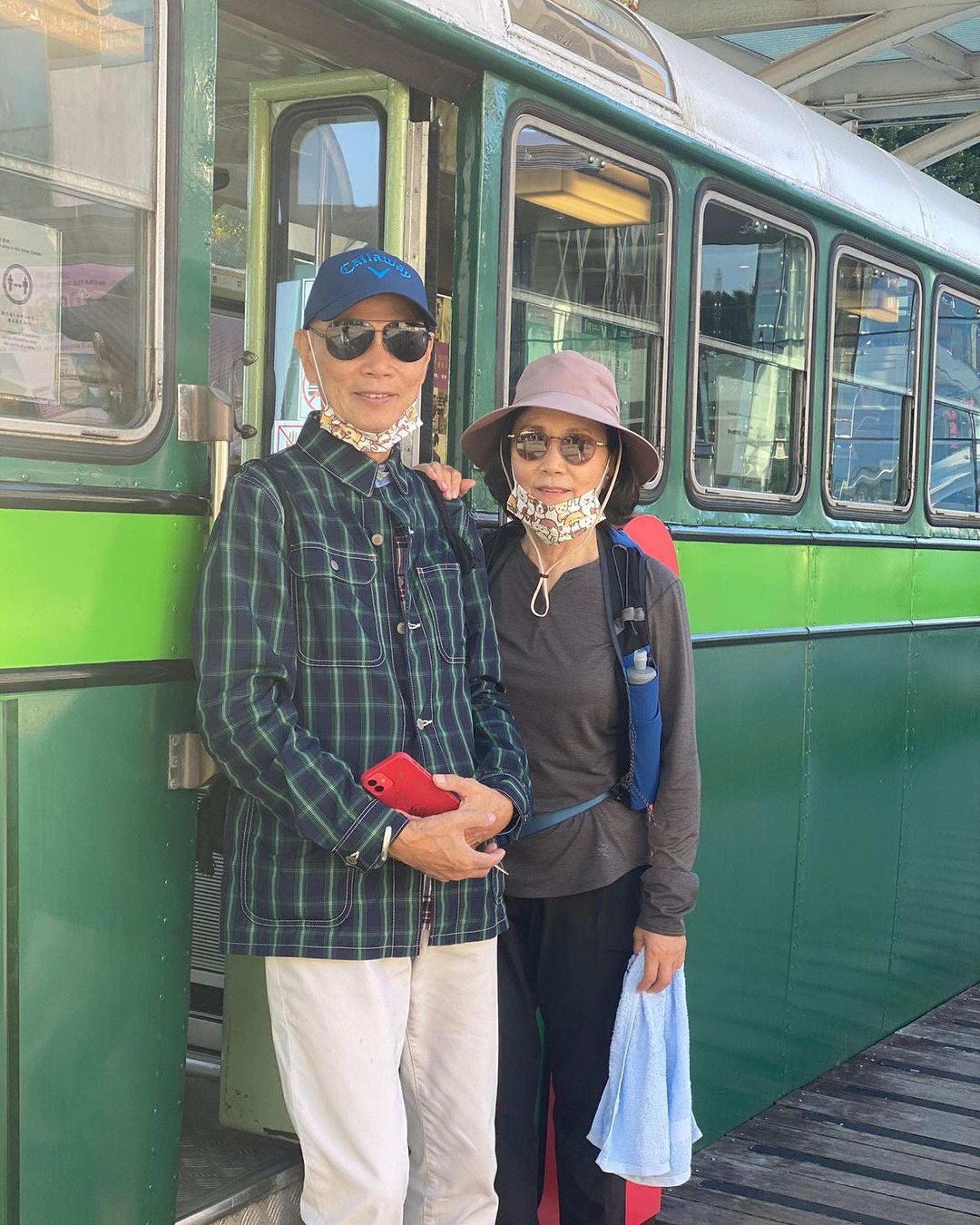 汪明荃與羅家英雙雙患病後,汪明荃才改變心意決定結婚。