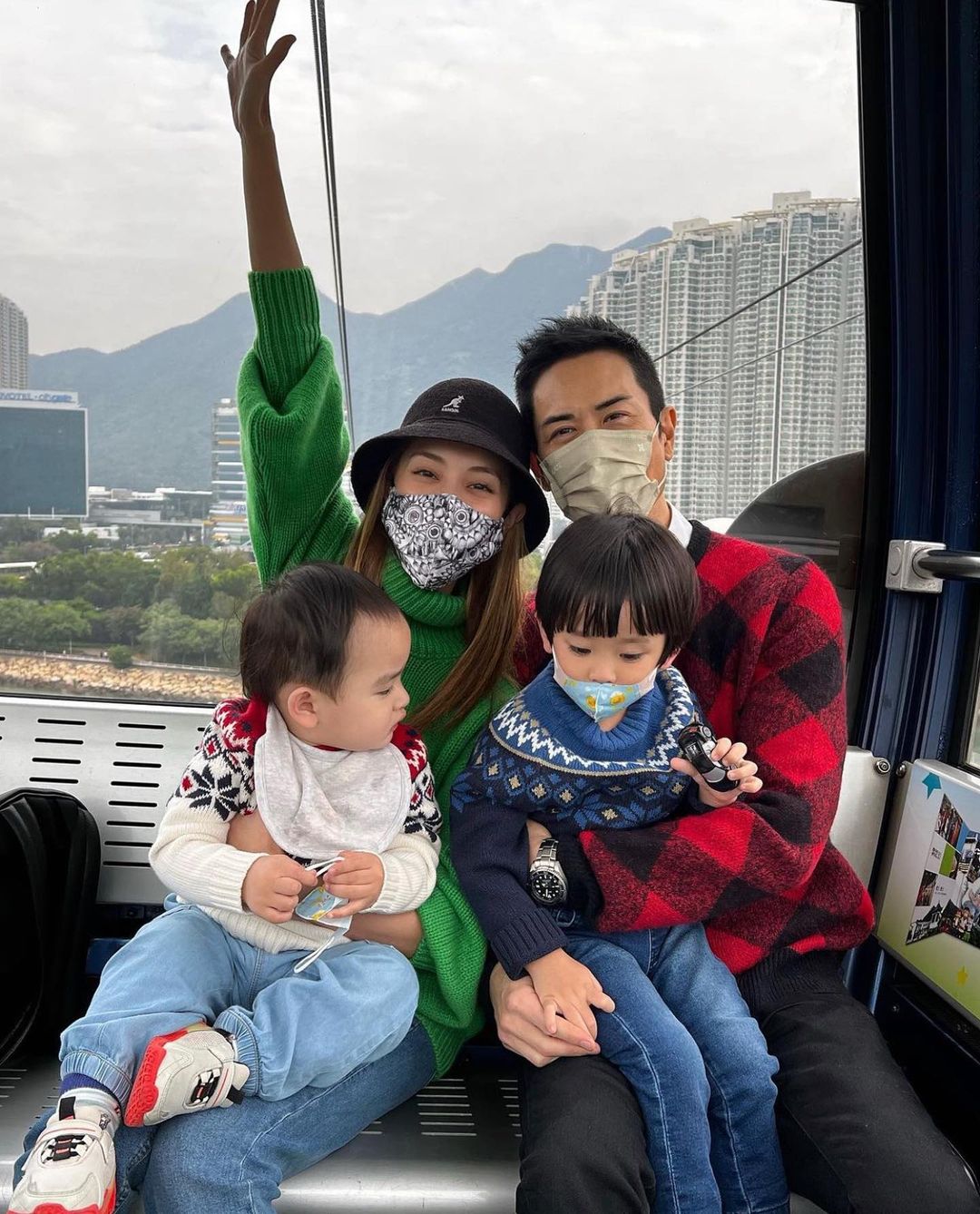 陳凱琳(Grace)與鄭嘉穎婚後笑容依舊燦爛