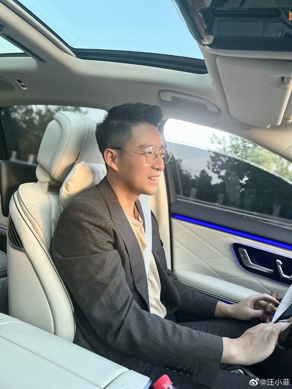 汪小菲無預警指控大S長期服用違禁藥物，每個月還跟他索取100萬台幣！