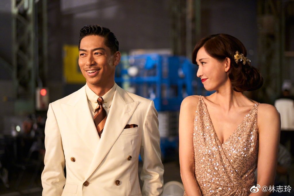 宣林志玲布與Akira的婚訊時,當時不少人質疑林志玲如何與Akira溝通。