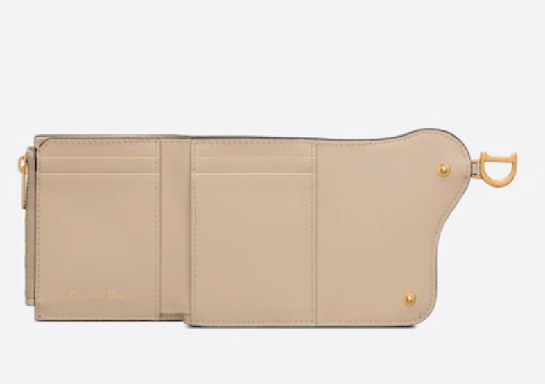 Dior SADDLE LOTUS銀包 $4,650
