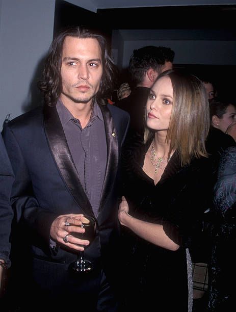尊尼特普(Johnny Depp)與前妻 vanessa paradis