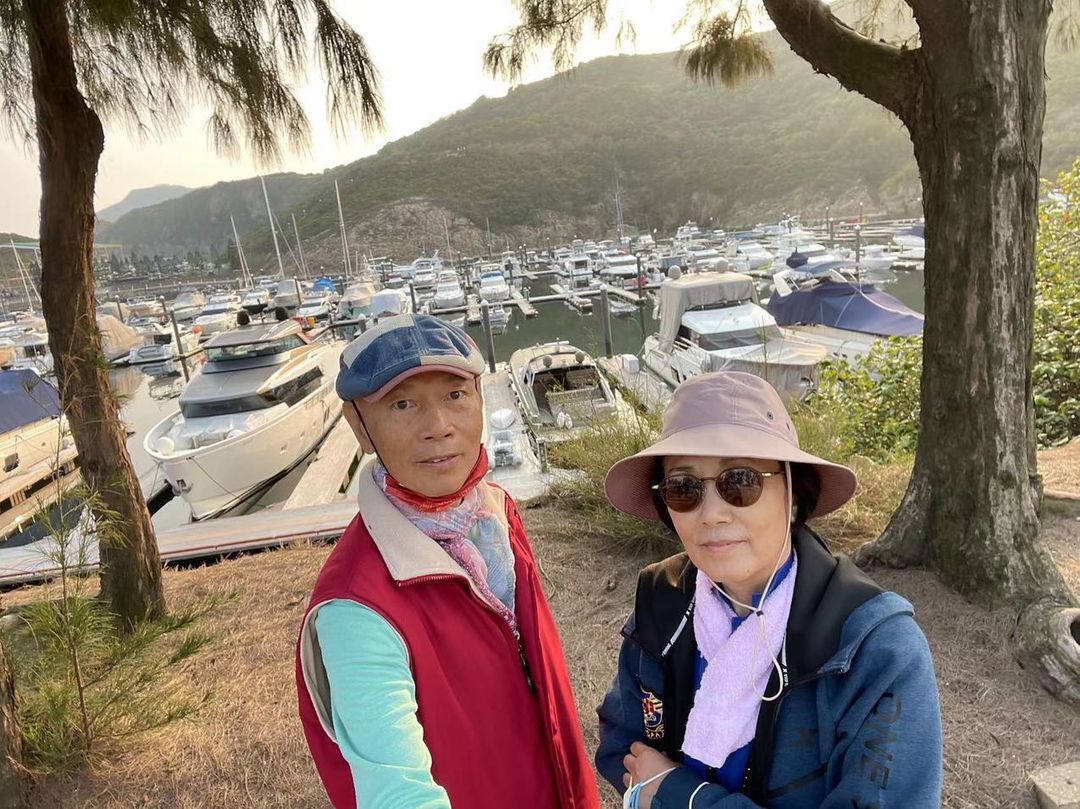 汪明荃與羅家英婚後非常恩愛,雖然他們不時會因為一些生活瑣事吵架,但羅家英就認為吵架有助增進感情。