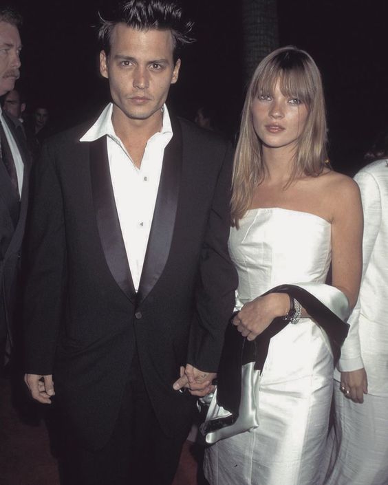 尊尼特普(Johnny Depp)與名模凱特摩絲(Kate Moss)常出席聚會