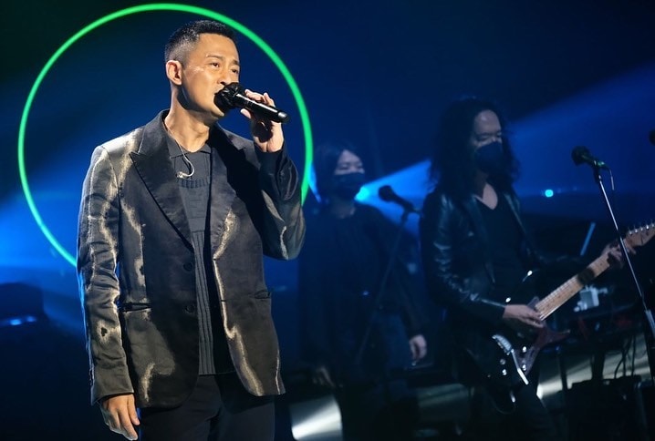 42歲林峯回歸樂壇首次亮相《Chill Club》。