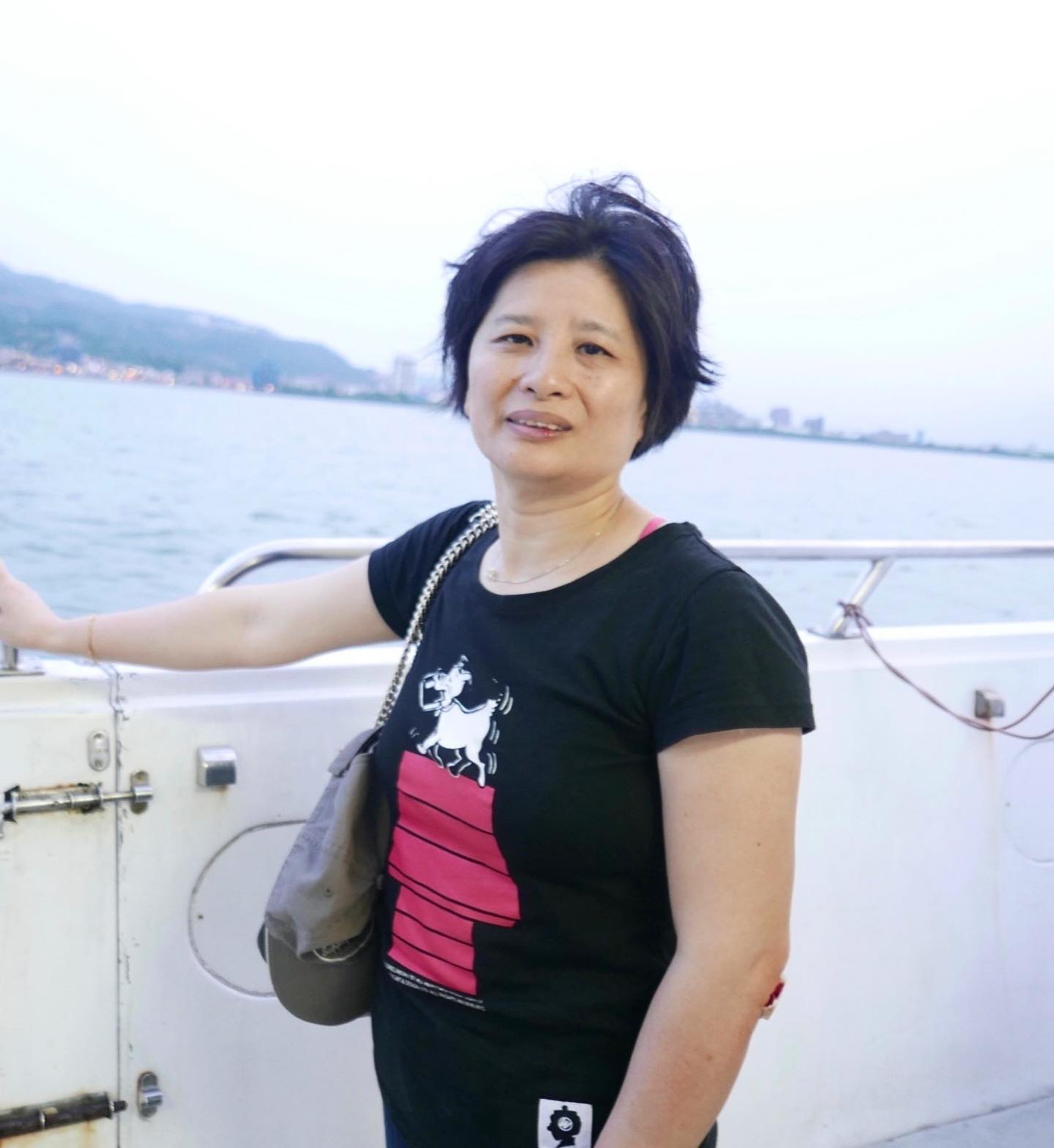 Coffee林芊妤的媽媽6年前看起來很顯老。