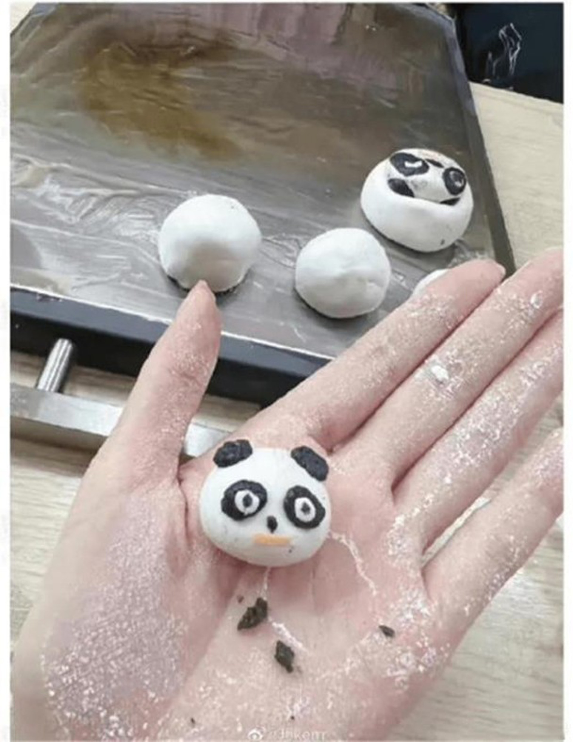 葉珂曬出與黃曉明同款湯圓。