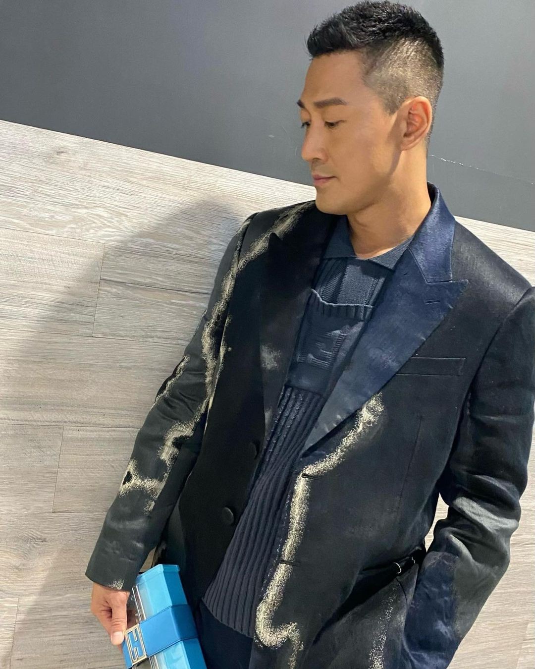 入行不足2年便當上男主角。