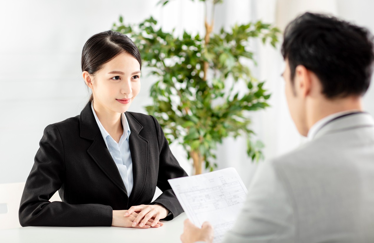 上司是直接決定你的人工、是否能繼續留在公司的人。如果你被延長試用期,不妨試下詢問上司你哪些表現令他不滿。