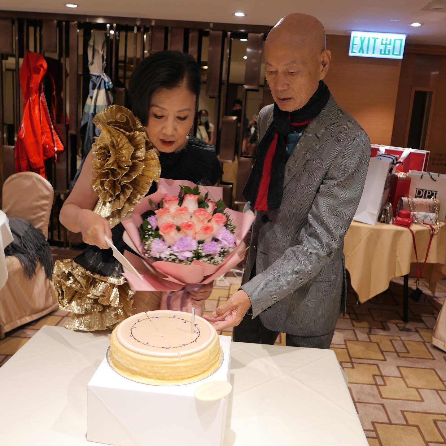 汪明荃與羅家英60歲才在一起。