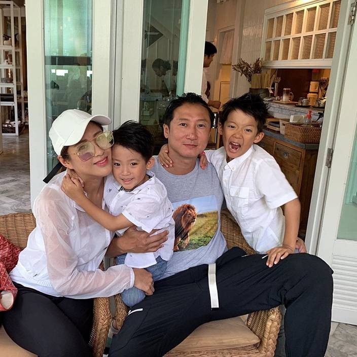 育有兩子的洪天明一家四口幸福美滿，但最近卻公開表明恨生女