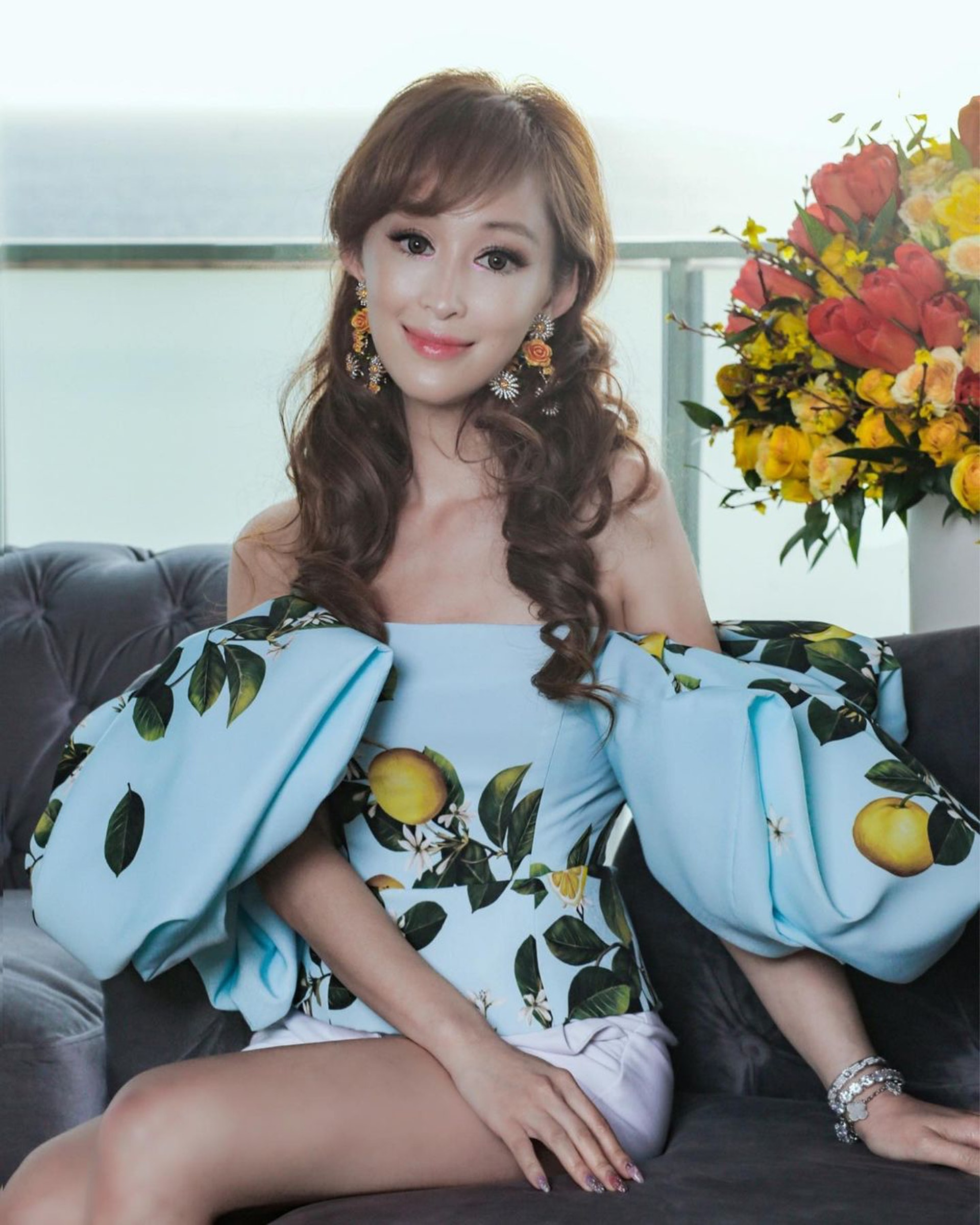 Netflix真人騷《Bling Empire璀璨帝國》中的Cherie Chan被踢爆靠做「小三」大肚上位。