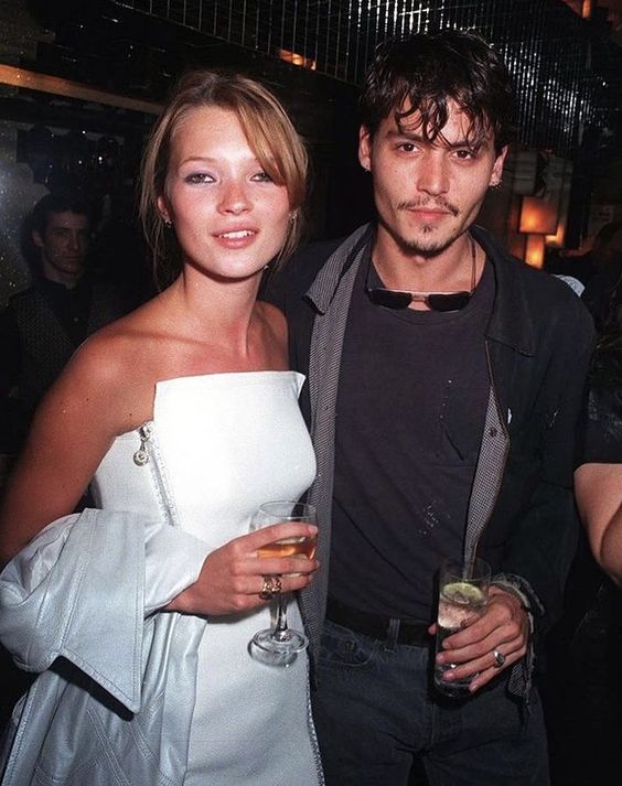 尊尼特普(Johnny Depp)與名模凱特摩絲(Kate Moss)戀情成焦點