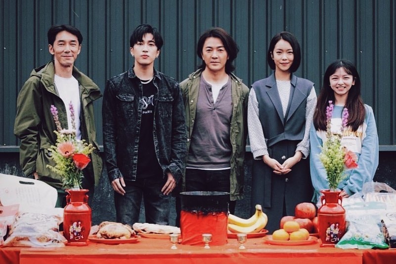鄭伊健年初接拍由《華燈初上》原班團隊打造的懸疑推理劇《百萬人的推理》