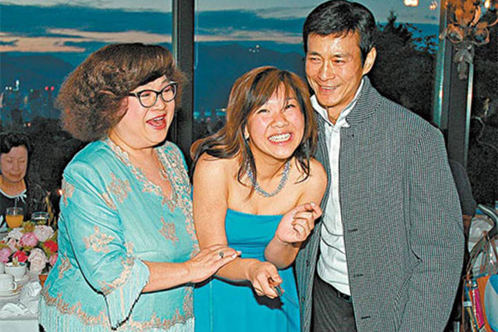 沈殿霞從沒有對鄭欣宜說過鄭少秋的壞話。