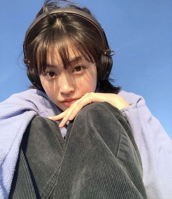 若然每次戴耳機耳道總是不斷出油的話,這很可能是中耳炎的前兆