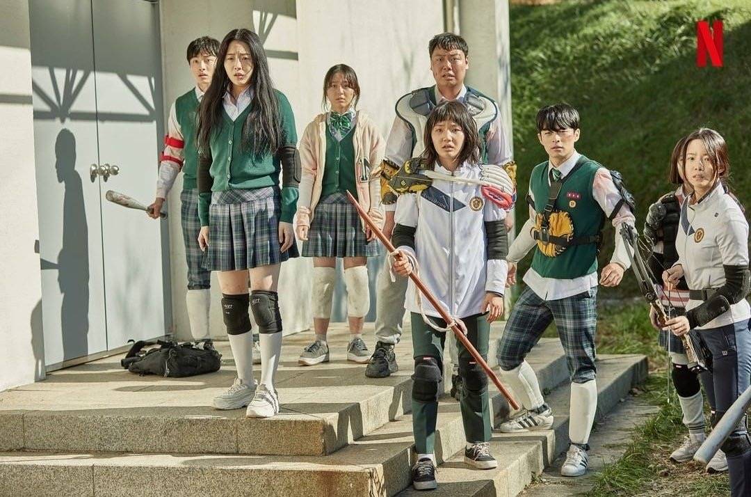 Netflix韓劇《殭屍校園》第一季結局留下不少伏筆。