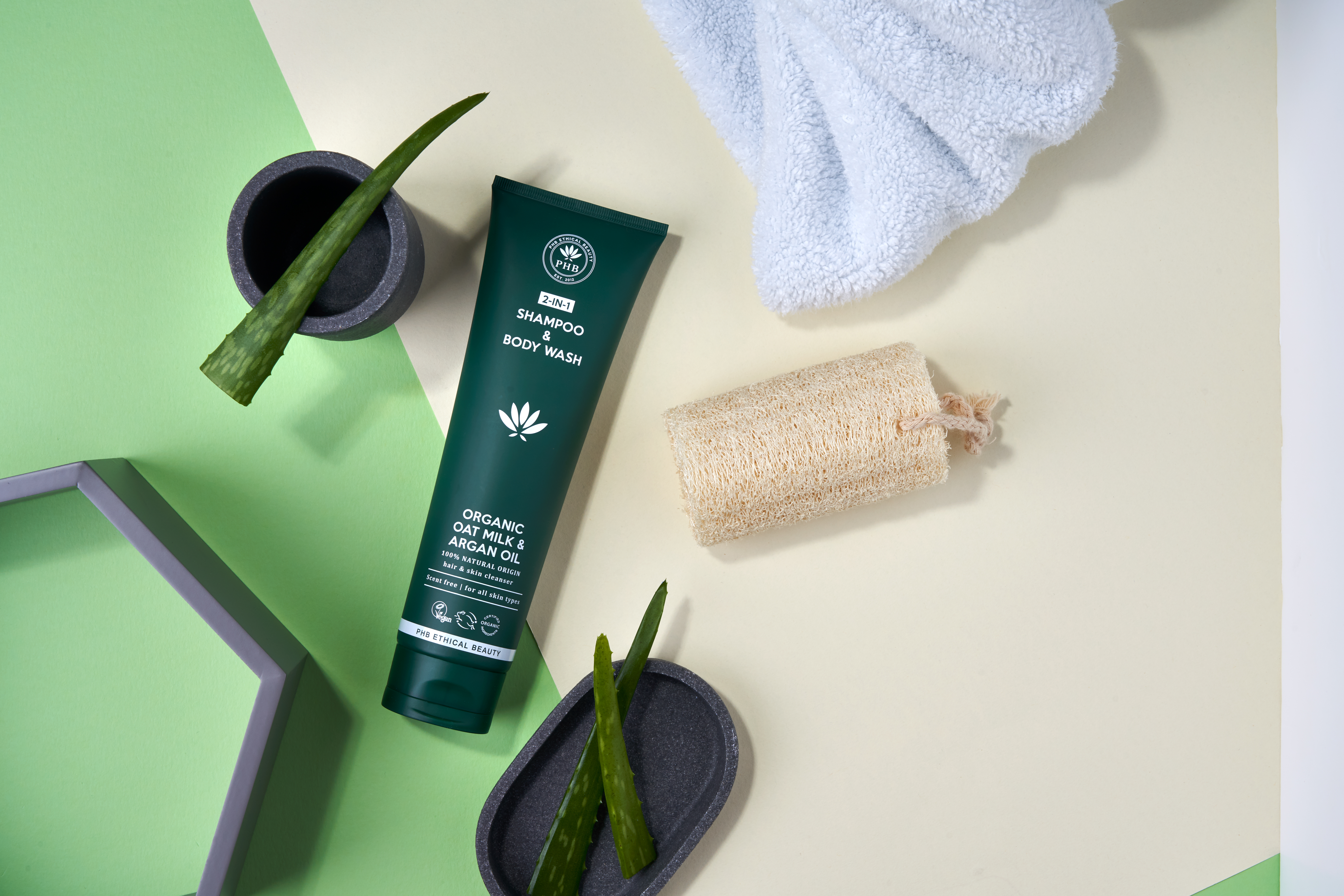 PHB Ethical Beauty 二合一洗髮潔膚液 $209/300ml