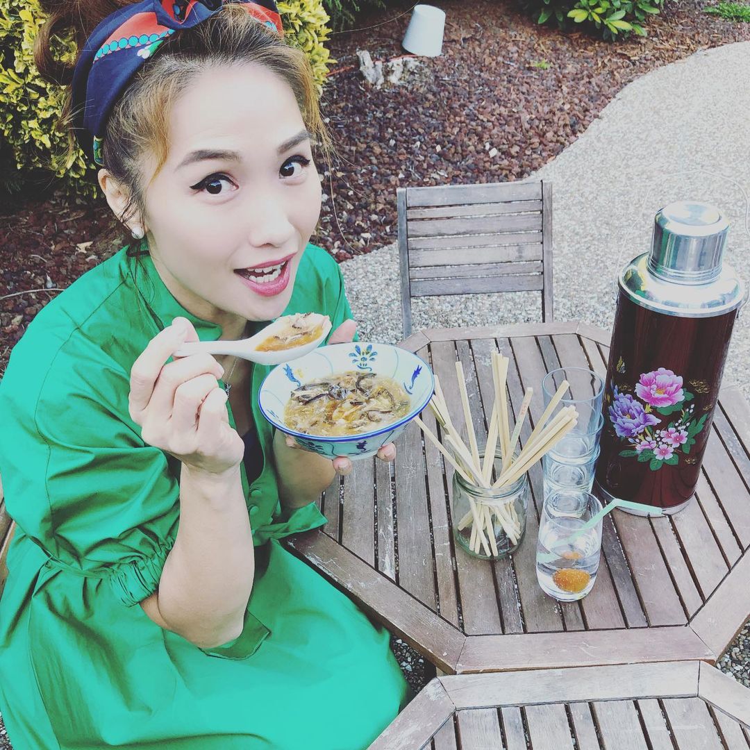 現年46歲的袁彩雲1996年參選香港小姐獲得季軍