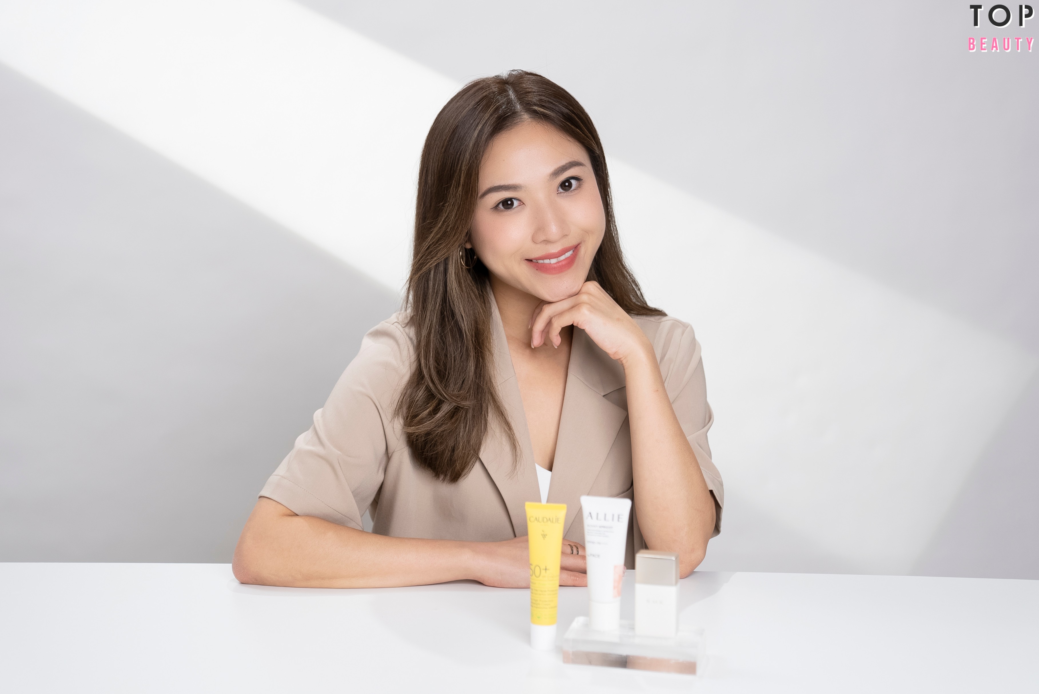 美編Sabrina就和大家推介3款CP值超高的防曬恩物!