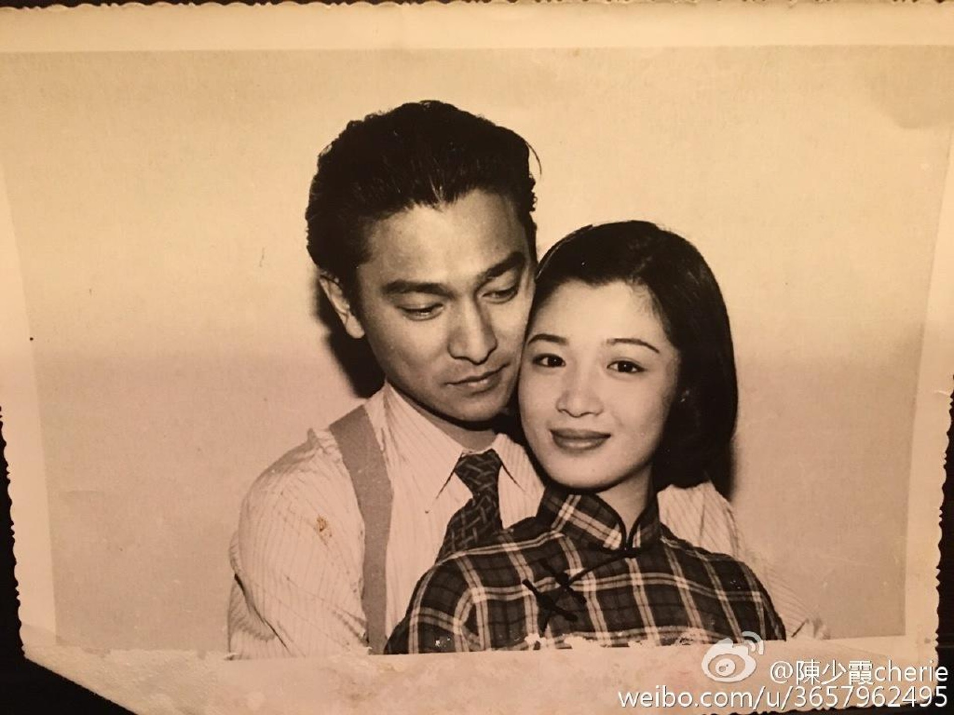 被劉德華招攬簽約旗下公司