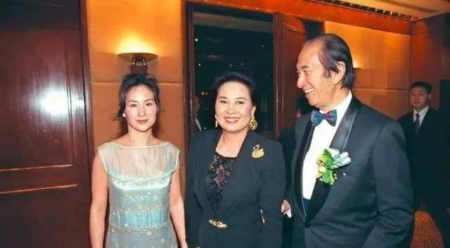 何超瓊(Pansy)的事業成就最為亮眼