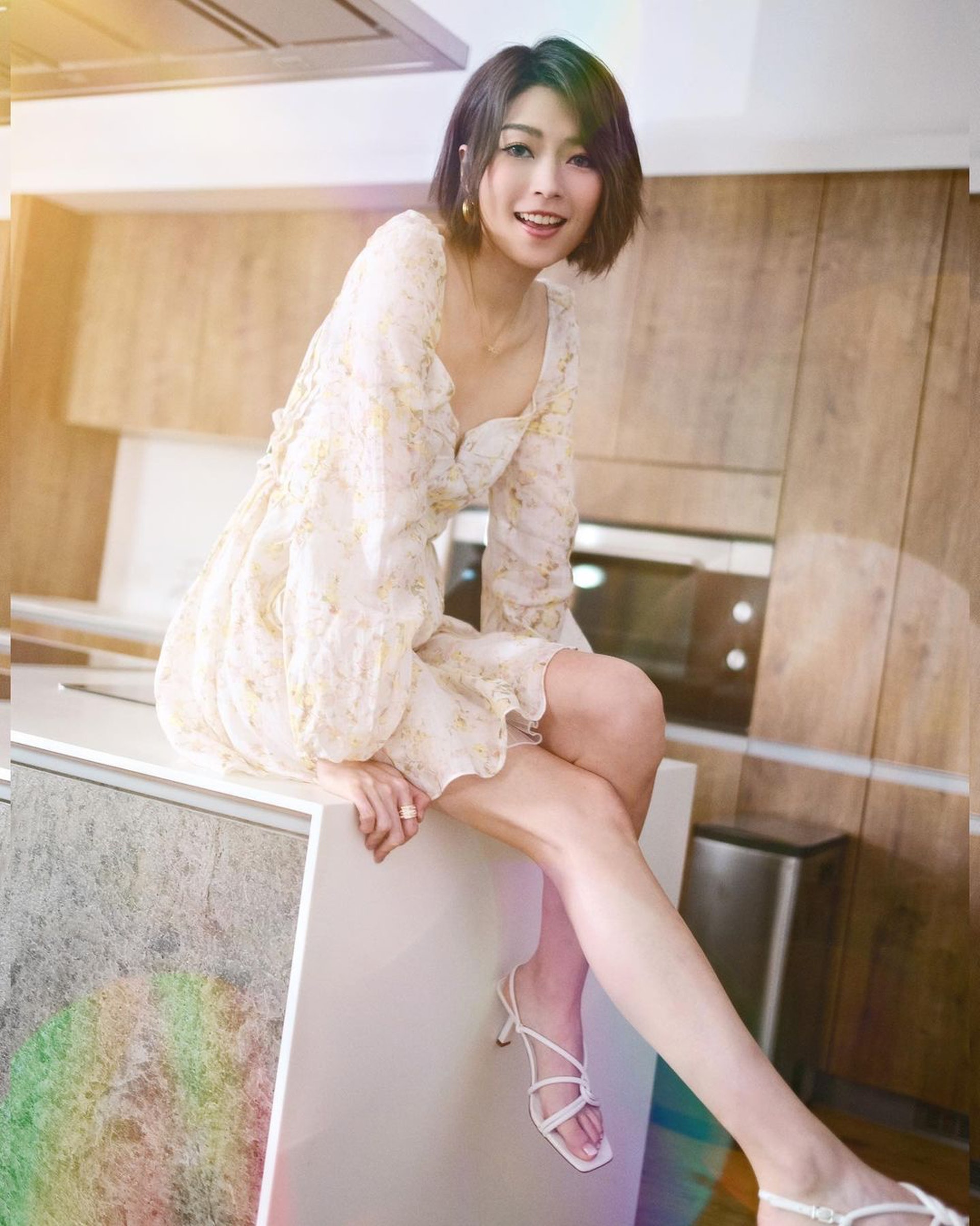 隨著連詩雅被求婚成功,她的情史被挖出。