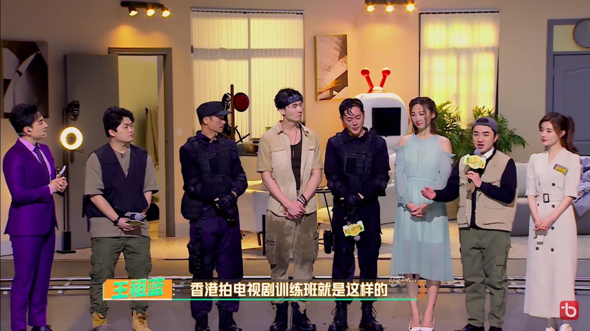 TVB首席創意官王祖藍早前帶同王浩信、張振朗與高海寧回內地開拓市場,日前他們就在綜藝節目《開播!情景喜劇》中上演趣劇