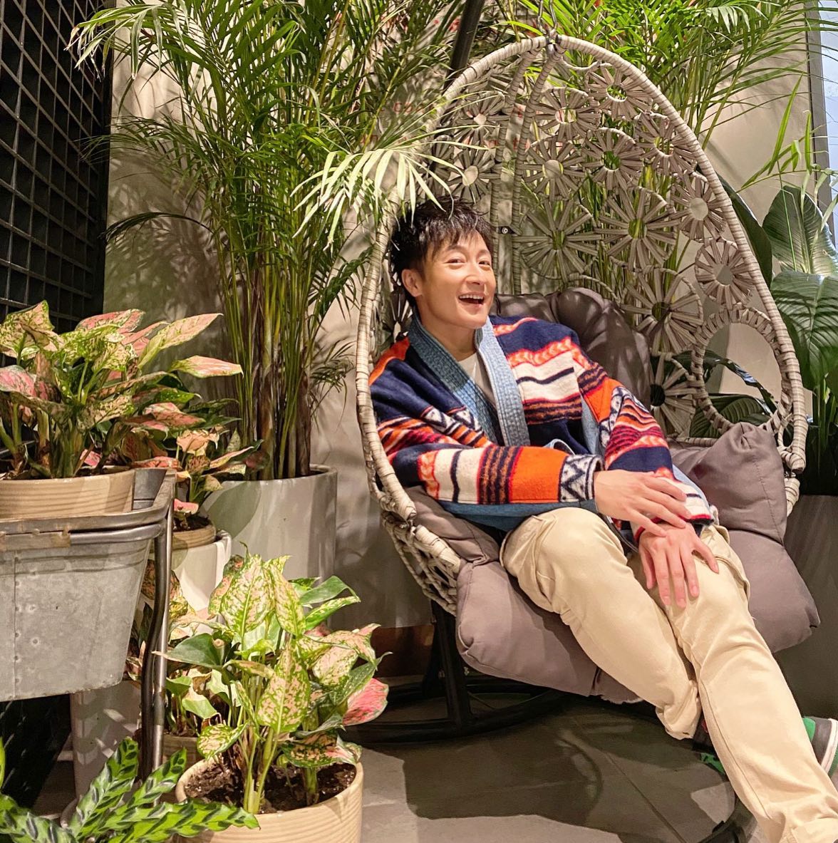 方力申被問到與鄧麗欣可有機會復合,僅表示將來的事將來打算。