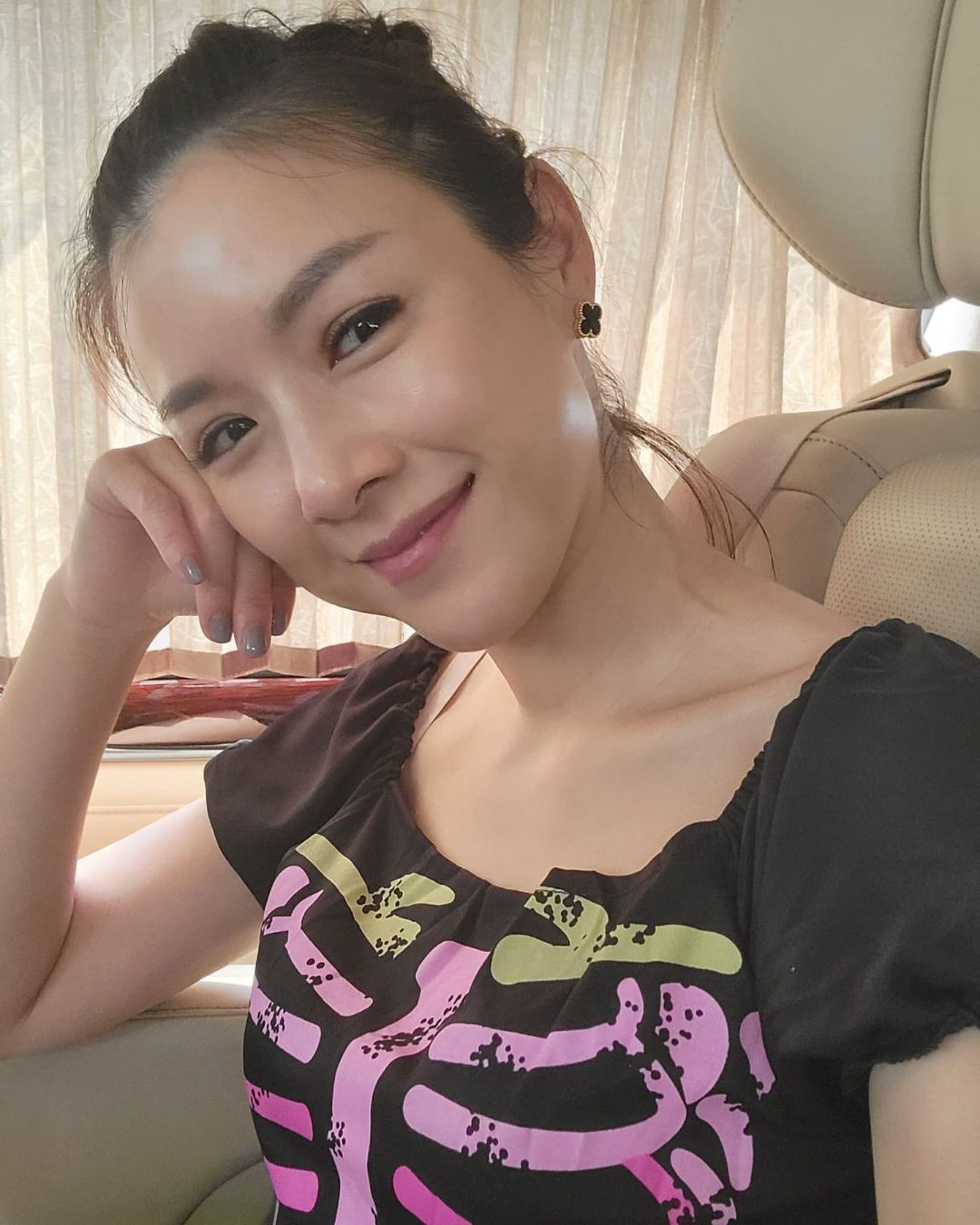 陳茵媺罕有亮相由TVB與芒果TV聯手打造的音樂綜藝節目《聲生不息》,當時外界猜測Aimee是否為復出拍劇鋪路。