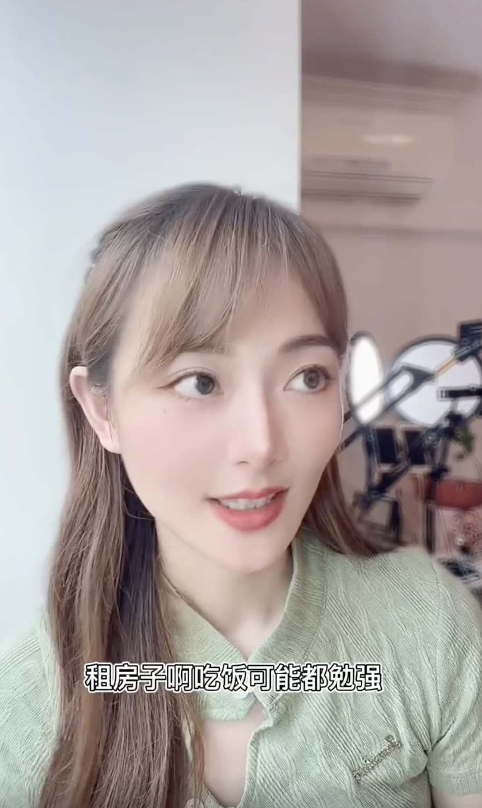 王卓淇提到月薪不夠生活
