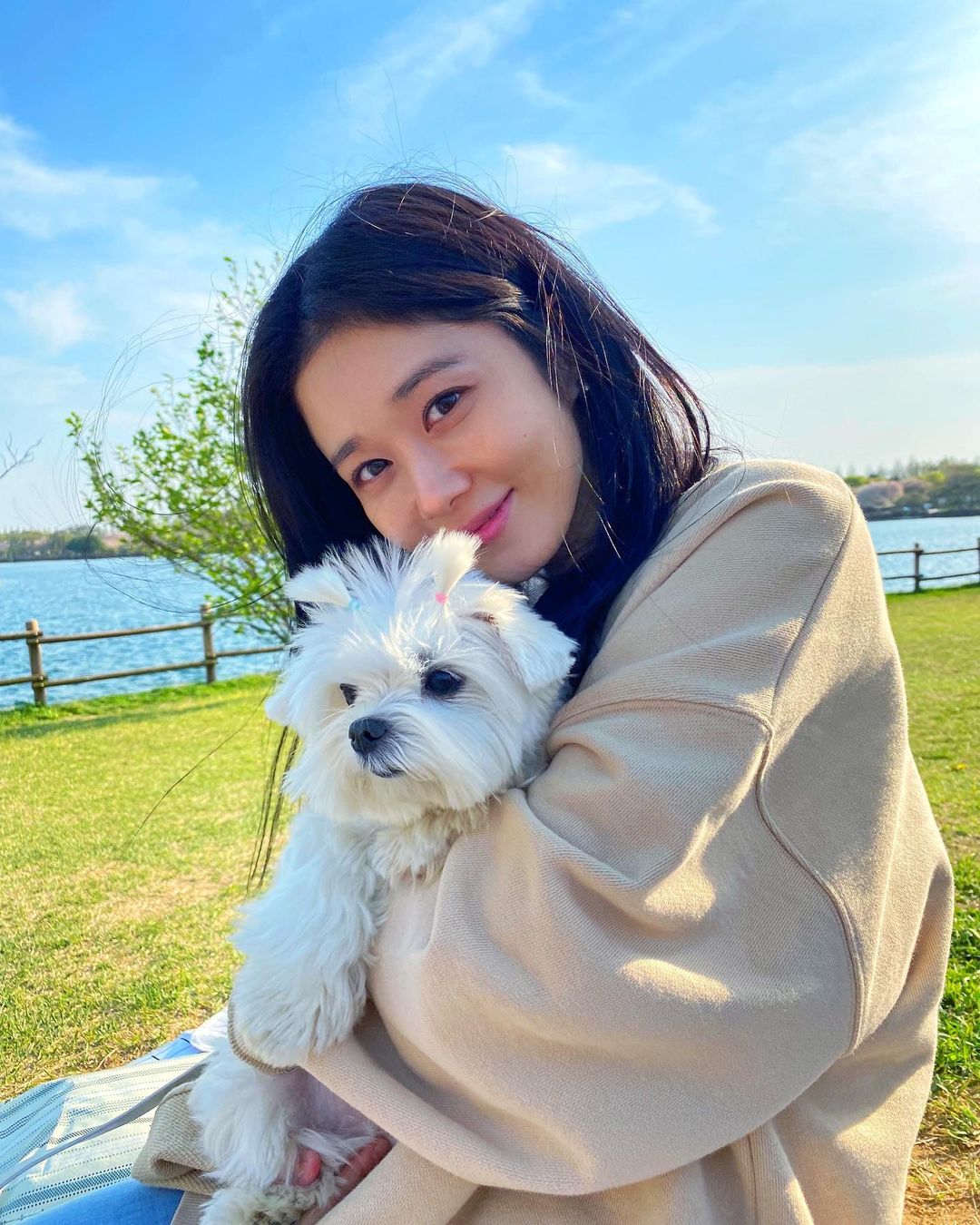 社交網公布結婚喜訊