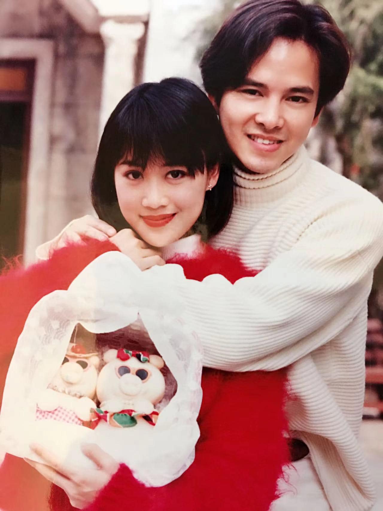 梁小冰與前有線主播王志海傳出緋聞，陳嘉輝以行動支持太太。