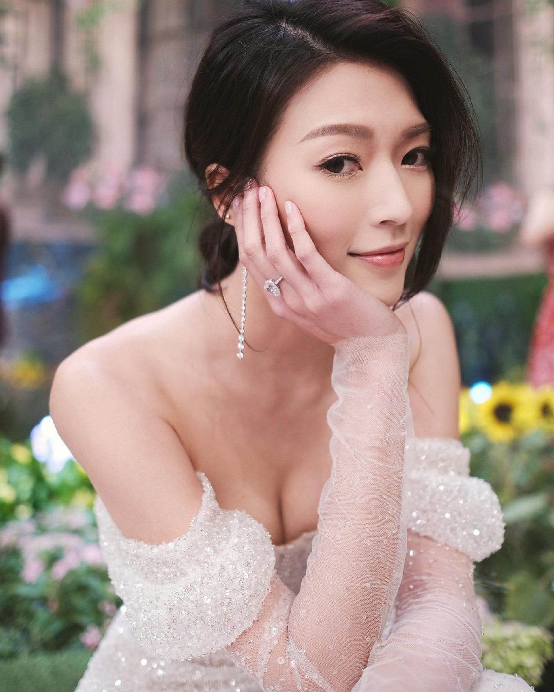 拍拖兩年來如膠似漆