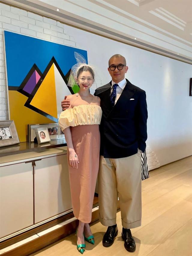 具俊曄公開與大S的婚照。