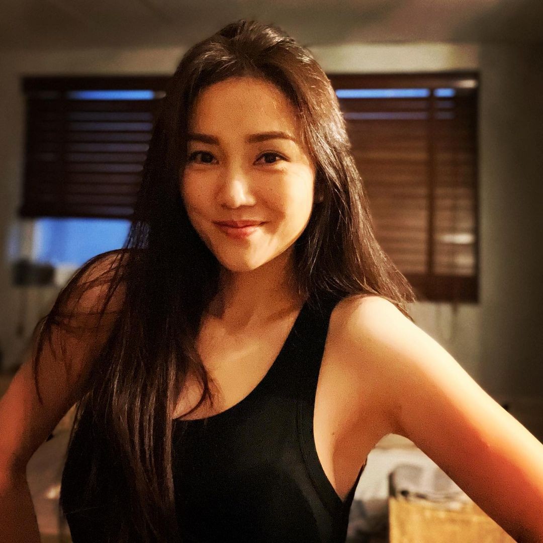 謝安琪派福利上載自拍照少女味十足