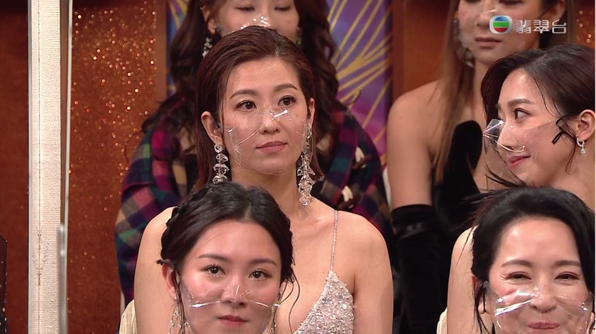 去年王浩信奪得視帝時在台上感謝陳自瑤悉心照顧女兒,當時陳自瑤疑似黑面而掀起網絡熱話。